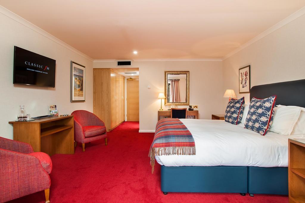 Parkway Hotel & Spa Cwmbran Exterior photo